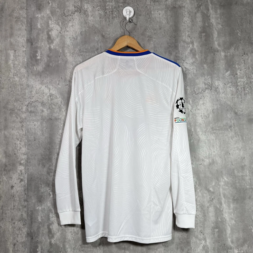 Real Madrid 2021/22 Home Official Football Shirt UCL Long Sleeve BNWT - Medium - Bild 2 von 4