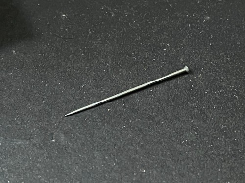 Vintage Sewing Pins The Queen's NE-PLUS Ultra Pins Solid Heads and Fine Points - Picture 11 of 11
