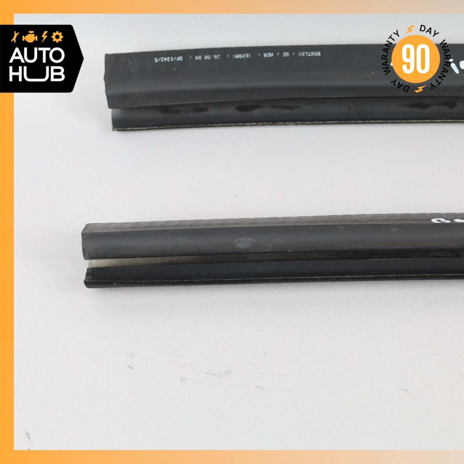 03-17 Bentley Continental GT Coupe Rear Left & Right Quarter Glass Seal OEM