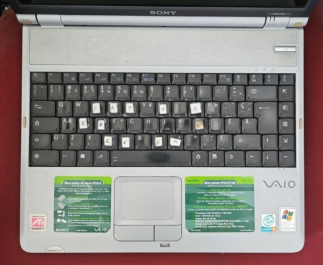 Sony VAIO Notebook Laptop PCG-9P6L / Pentium 4 / 512Mb RAM / no