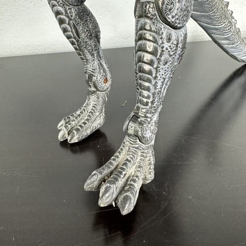 1998 Toho Trendmasters Nuclear Strike Godzilla 16” Action Figure - No Missile - Picture 4 of 6