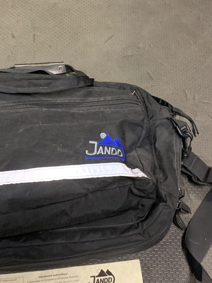 Jandd Bike Computer Bag / Briefcase / Messenger for Pannier Rack, Padded Strap - Image 4 of 4