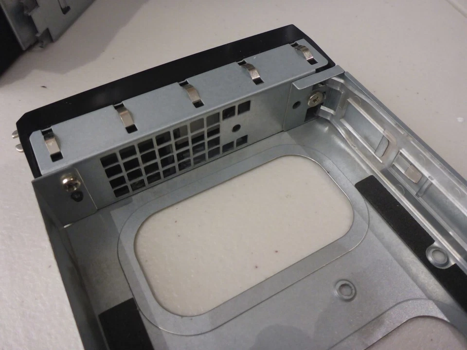 VENDEDOR COMO NUEVO BANDEJA PARA CADDY THECUS PRO NAS 3.5" X 1 - FUERA DE N7700 THE CUS CADDYS Foto 2 de 4