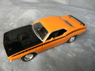 1970 PLYMOUTH CUDA 1／24 61xb2Q+Bb6L._AC_SY200_QL15_.jpg