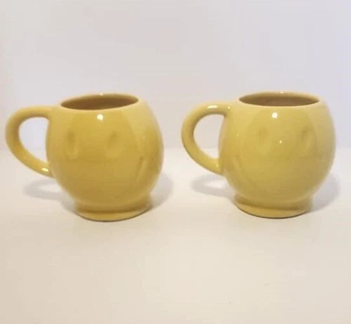 Set of Two (2) Vintage McCoy Pottery Smiley Face Mug Cup Blank Face Unmarked