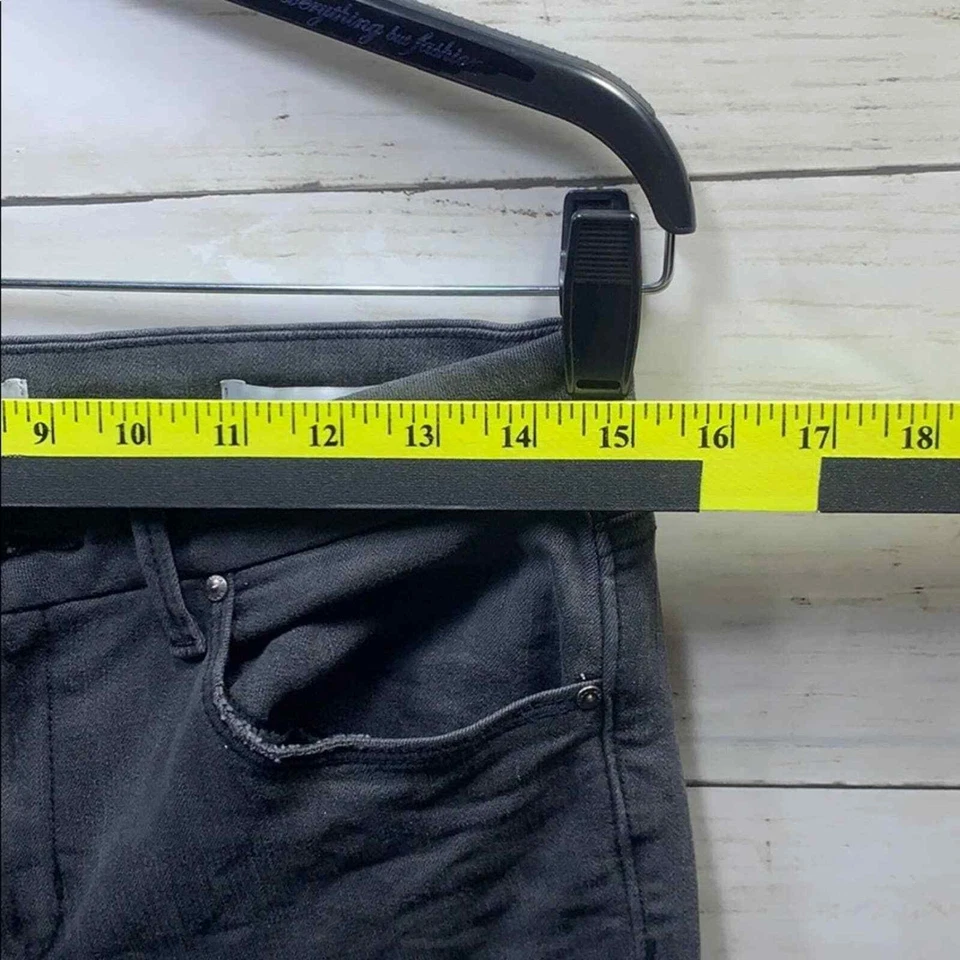 Jessica Simpson Slim Fit gris tiro alto vaquero ajustado talla 6 ligeramente usado con bolsillos Foto 4 de 4