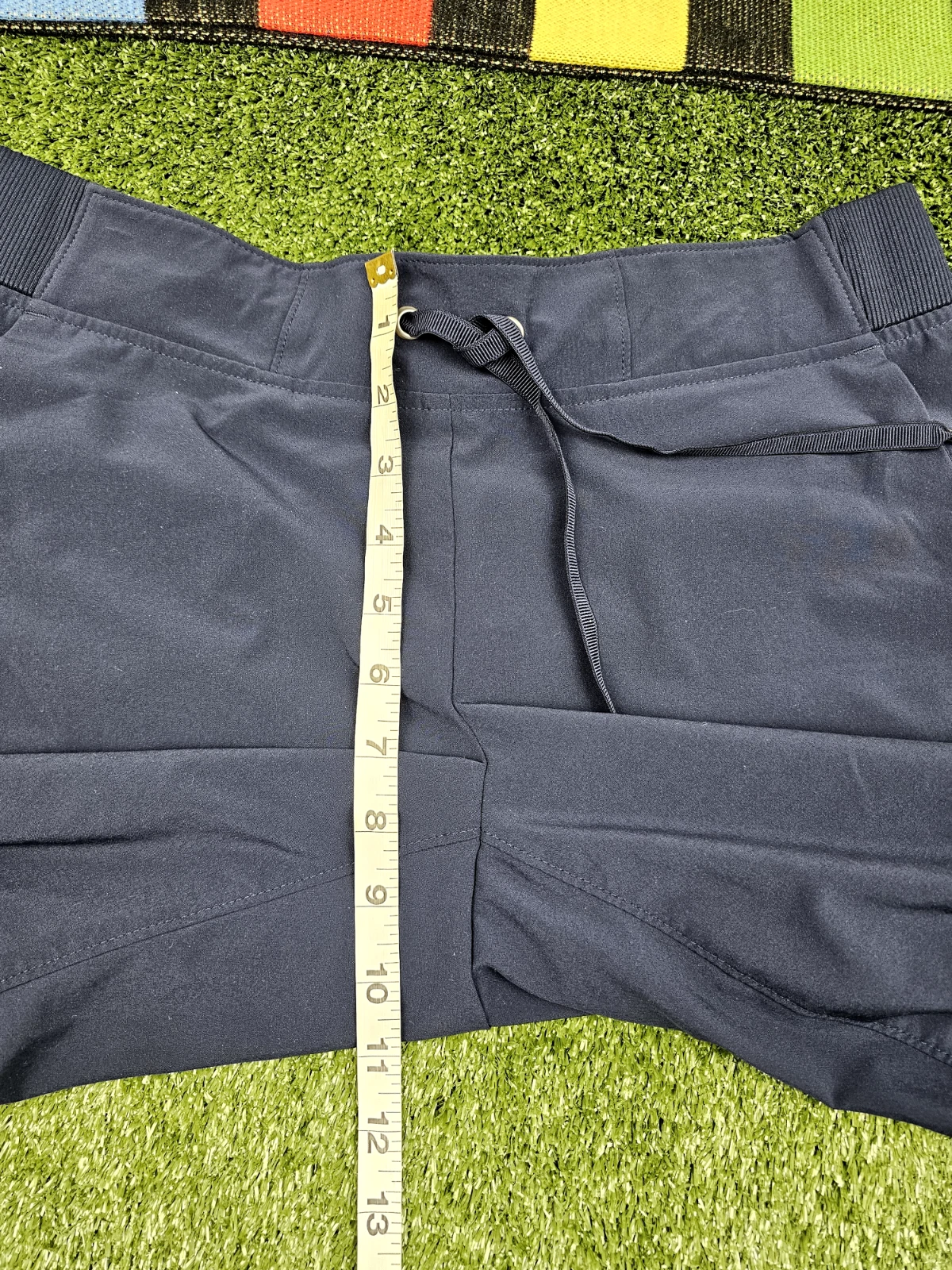 athleta pull on elastic waist tapered pants