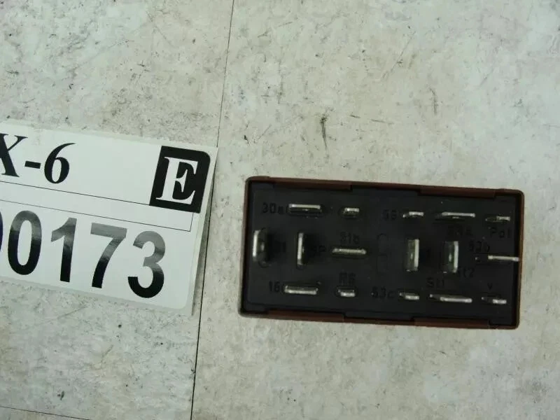 Wiper Intermittent Module Allroad Quattro 2001 2005 Control Relay Computer Unit - Image 3 of 4