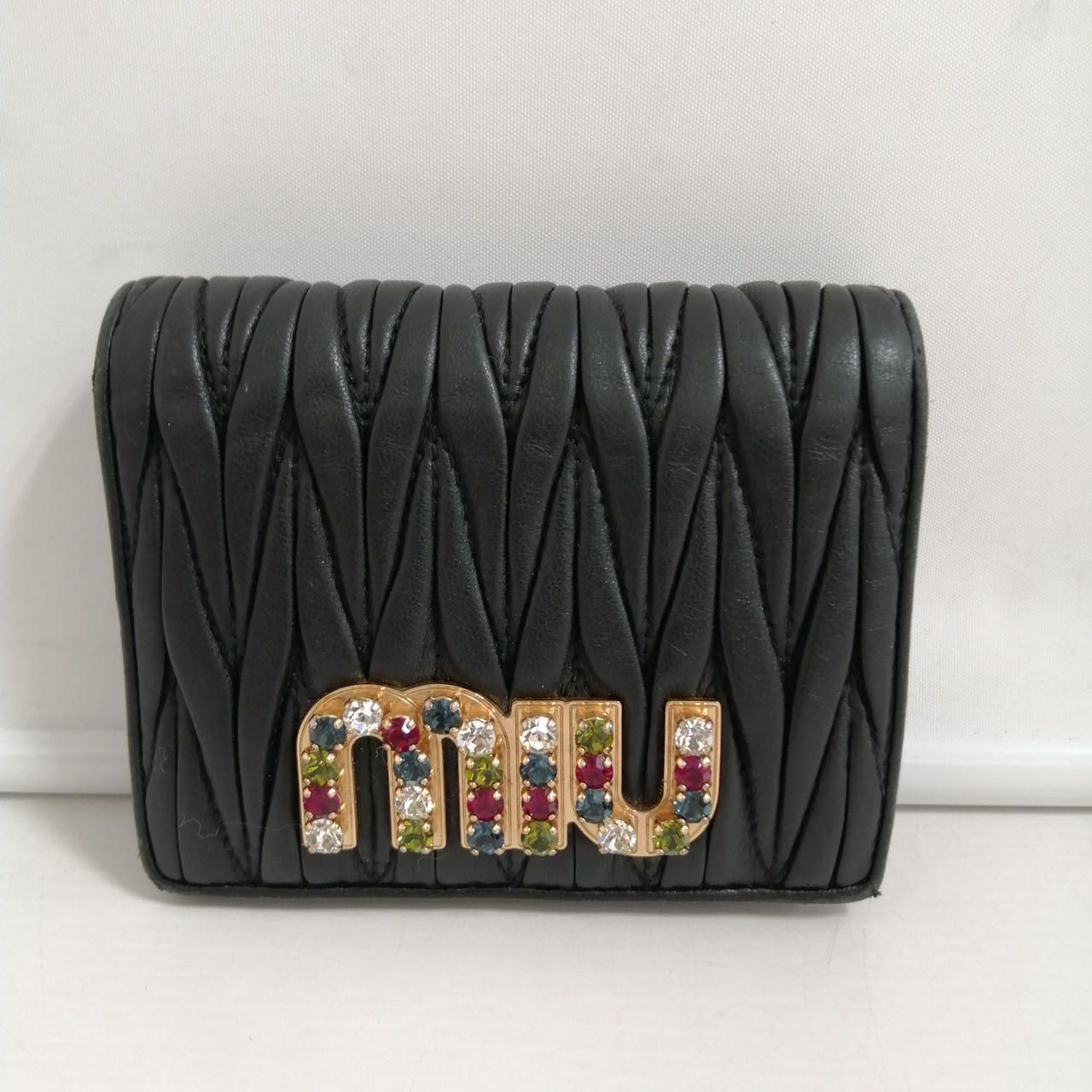 MiU Lamb Leather Matelasse Bifold Wallet Blk Sule 5MV204 Used image 2