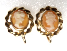 VINTAGE AMCO 14K GOLD FILLED SHELL CAMEO SCREW IN EARRINGS ~ SIGNED