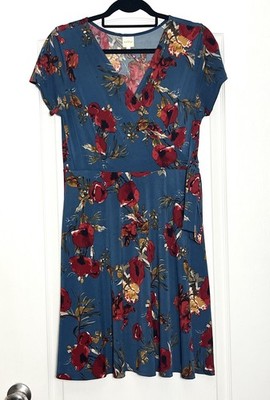 Kaileigh Faux Wrap Floral Dress Size M Blue Red Flowers Side Tie V-Neck A-Line | eBay Kaileigh Faux Wrap Floral Dress Size M Blue Red Flowers Side Tie V-Neck A-Line | eBay