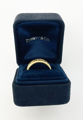 Tiffany & Co Atlas Ring 18K Yellow Gold Size 7.75 Roman Numeral