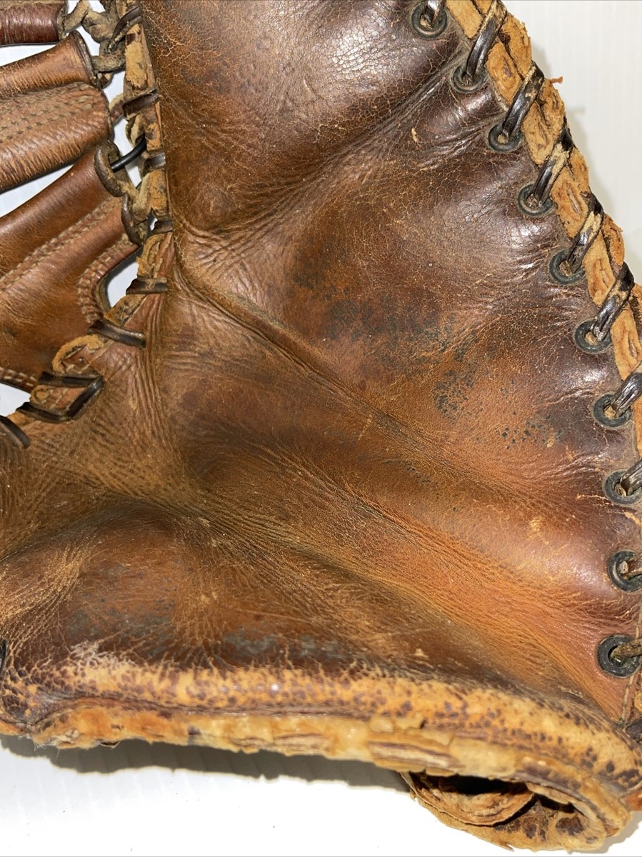 Vintage Lew Fonseca J.C. Higgins Sears Roebuck Model 1679 Baseball