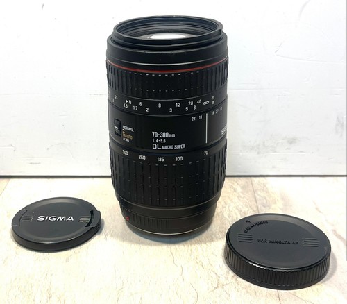 Sigma 70-300mm F/4-5.6 DL Macro Super Zoom Lens for Minolta. With Caps. Japan. - Picture 2 of 6