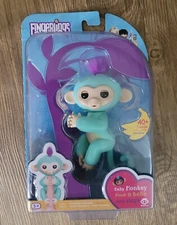 Fingerlings ZOE Interactive Baby Monkey Authentic WowWee