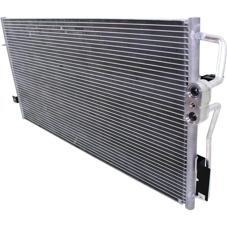 Condensador de aire acondicionado para Buick Park Avenue 1997-2005 núcleo de aluminio 52484260 GM3030112 Foto 2 de 4