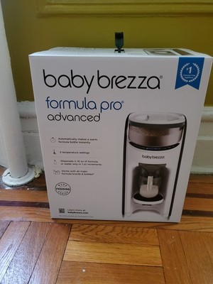 Baby Brezza Formula Pro Advanced Formula Dispenser/Maker, White New in box