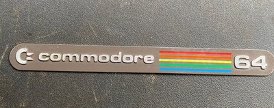 original Logo-Emblem aus Alublech  Commodore 64 (C64) Heimcomputer, gebraucht