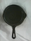 Vintage Griswold No.4 702B cast iron skillet small block grooved handle Erie PA