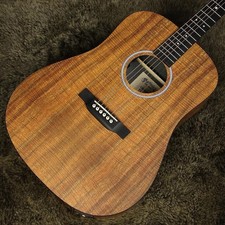 Martin D-X1E-01 Koa Akustik-E-Gitarre Hochdrucklaminat