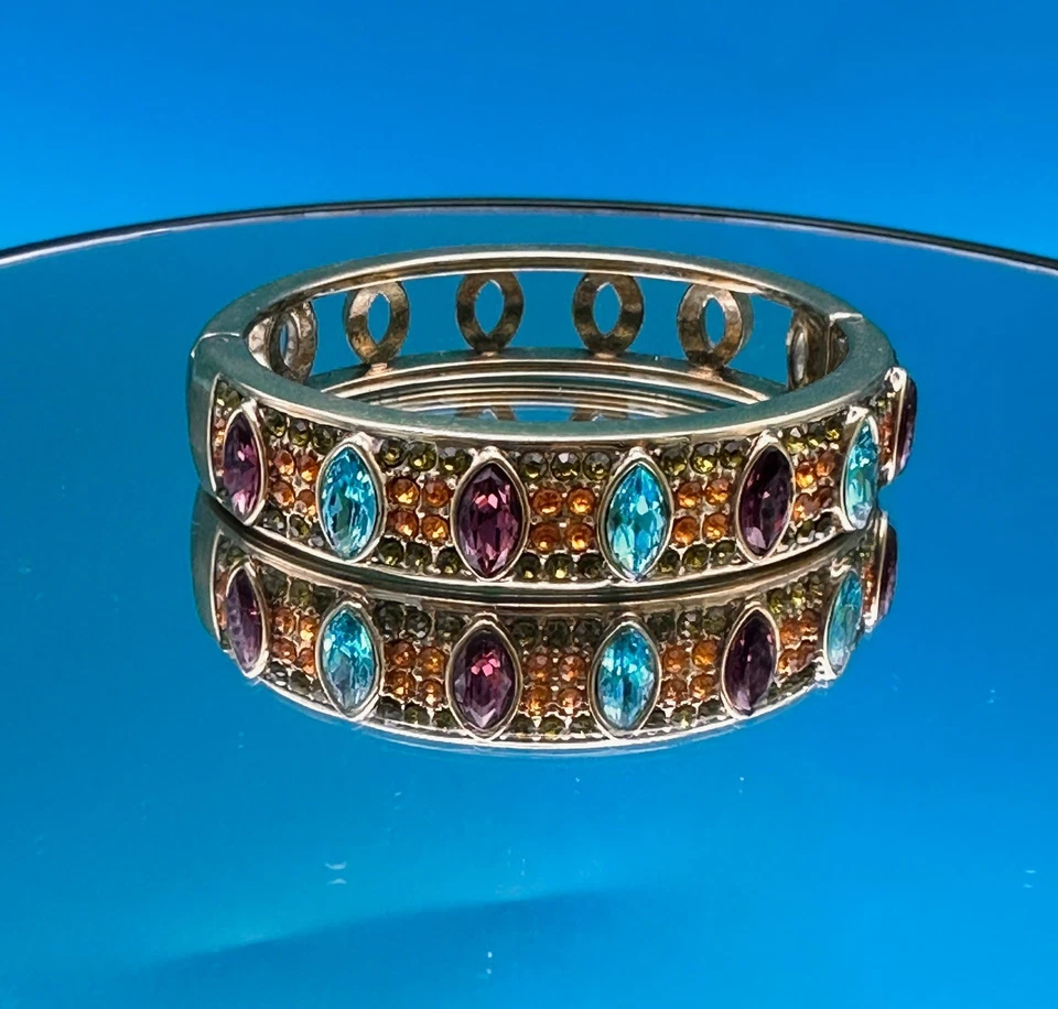Pulsera Heidi Daus Clamper Multicolor Cristales Swarovski Tono Dorado Firmada Foto 3 de 4
