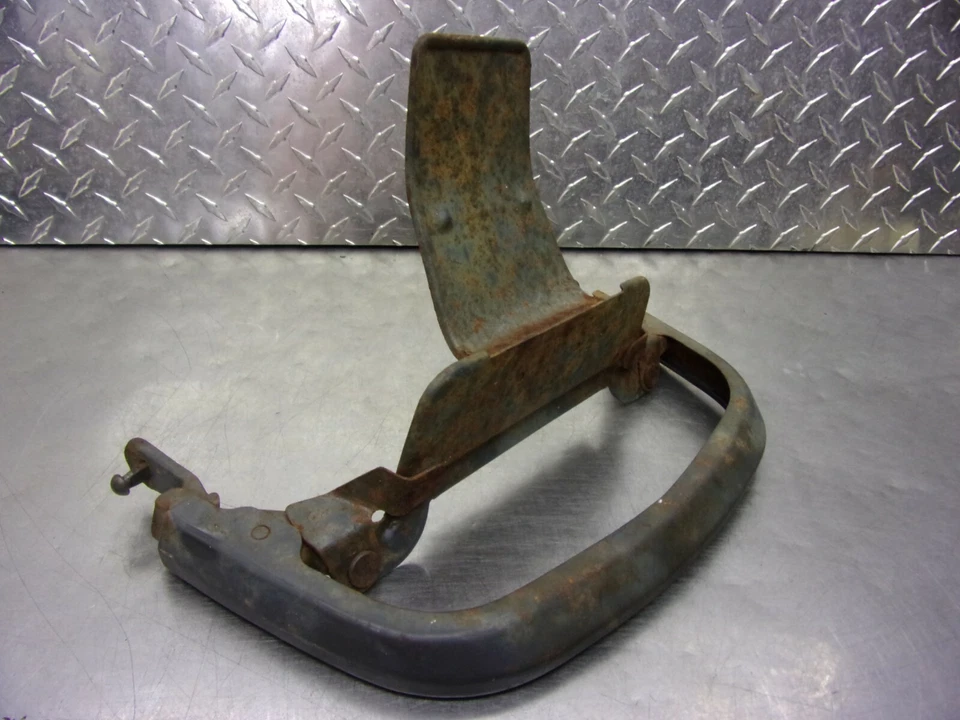 Barra de agarre trasera 687 A Yamaha Riva CV 80 1983 OEM Foto 2 de 4