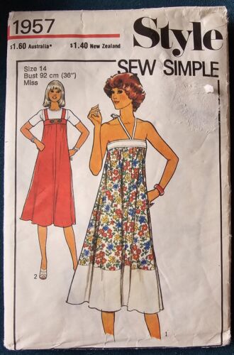 1980s Square Halter Neck Dress Sundress Smock Style 1957 Sewing Pattern - Picture 2 of 3