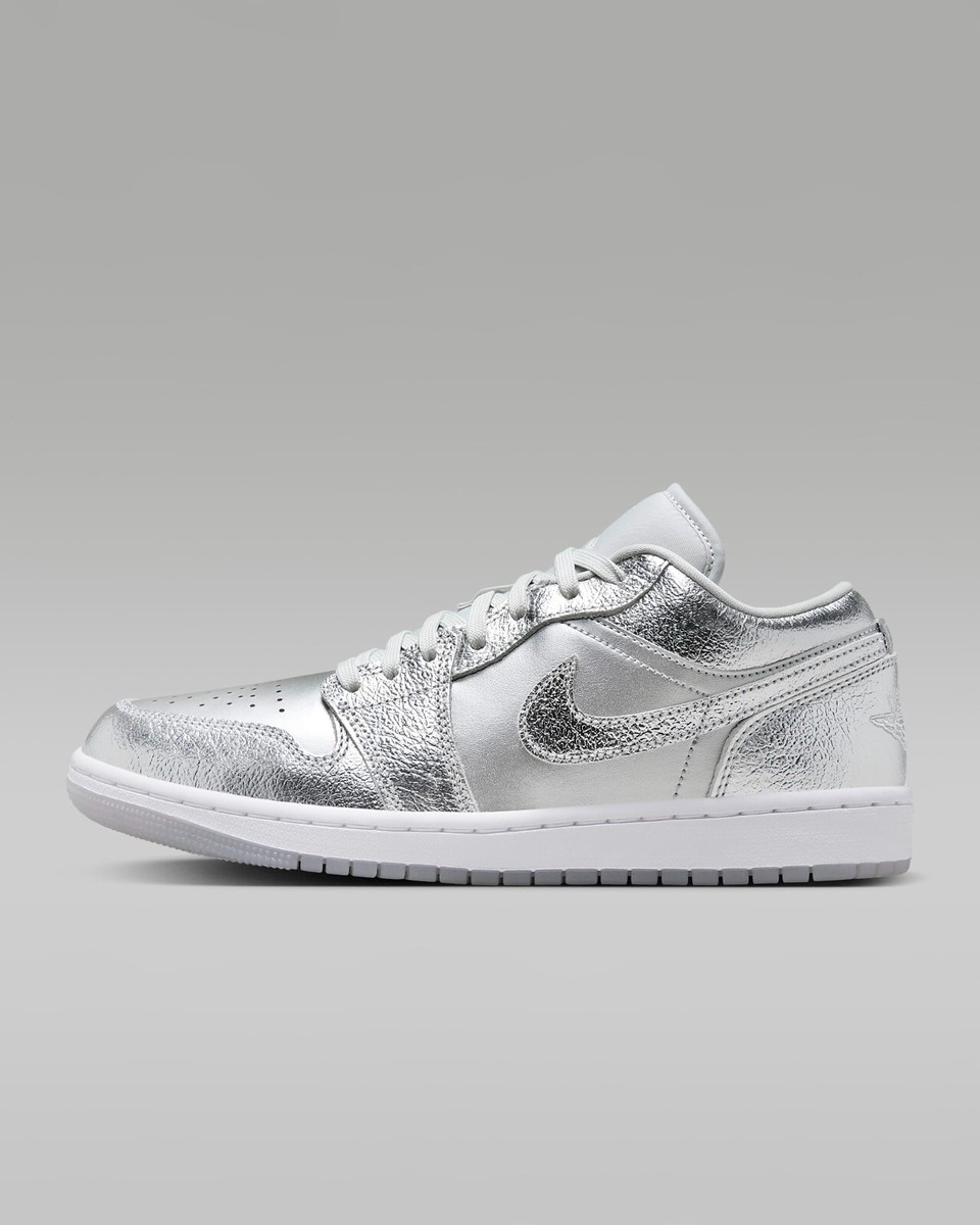 専用出品 AIR JORDAN 1 LOW SE メタリックシルバー NEW] Women's Air Jordan 1 Low SE Shoes Silver FN5030-001 | eBay