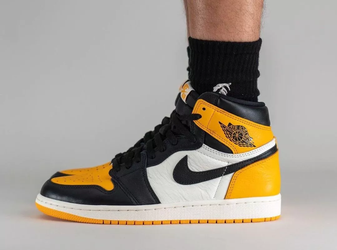 Air Jordan 1 Retro High OG Taxi Yellow Toe Size 10