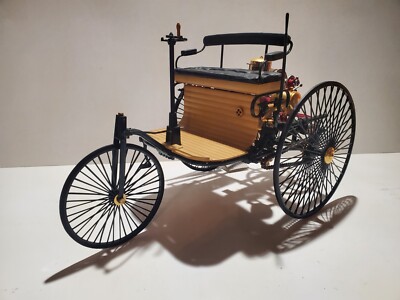 Franklin Mint 1886 Benz Patent Motorwagen Car & Case 1:8 Diecast