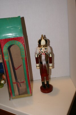 WINDSOR COLLECTION Nutcracker Collectible FIGURINE in Original BOX
