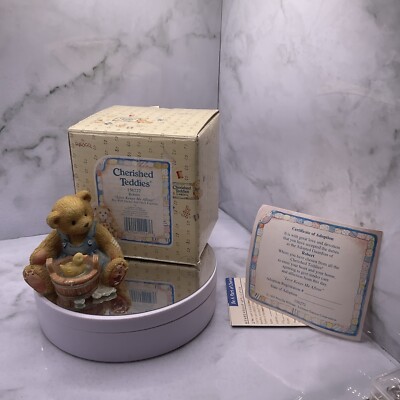 Cherished Teddies Robert. Verpackt mit Zertifikat (156272) Bär mit Eimer & Ente