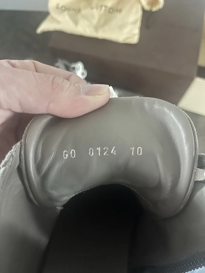 BOTA DEPORTIVA CON CREMALLERA GRIS/VERDE Louis Vuitton para hombre Peace Sign Foto 3 de 4