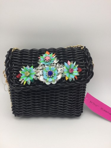 $108 betsey Johnson small shoulder bag with glittering floral embleshments US2 - 第 4/7 張圖片