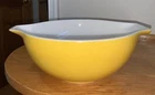 Pyrex Yellow Cinderella Nesting Mixing Bowl 443 Vtg 2 1/2 QT-Made In USA