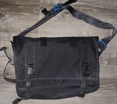 Mission Workshop Waterproof 27L messenger bag Black EUC - Blue Buckles