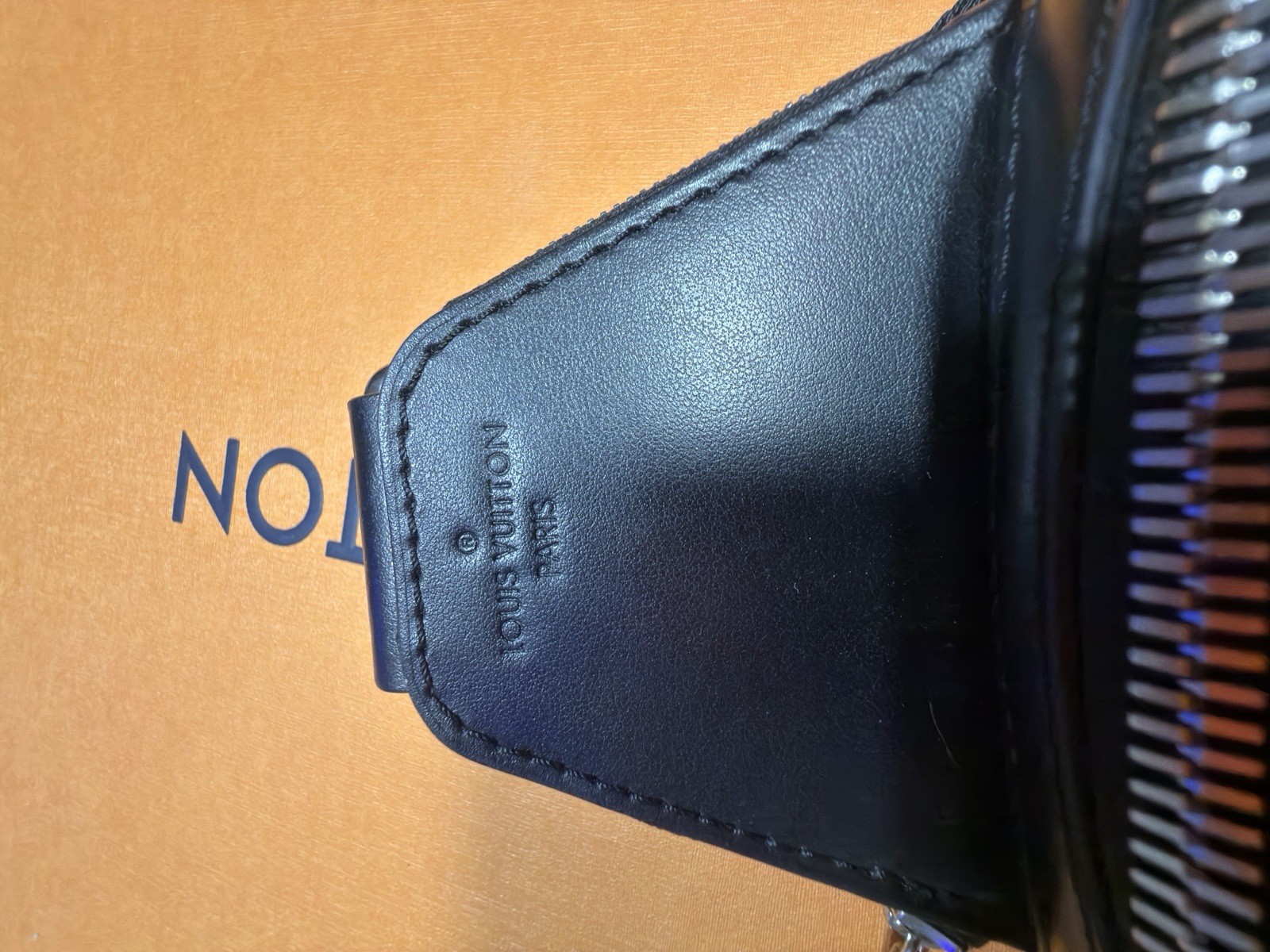 Louis Vuitton Monogram Eclipse AvenueSlingbag PM - image 9