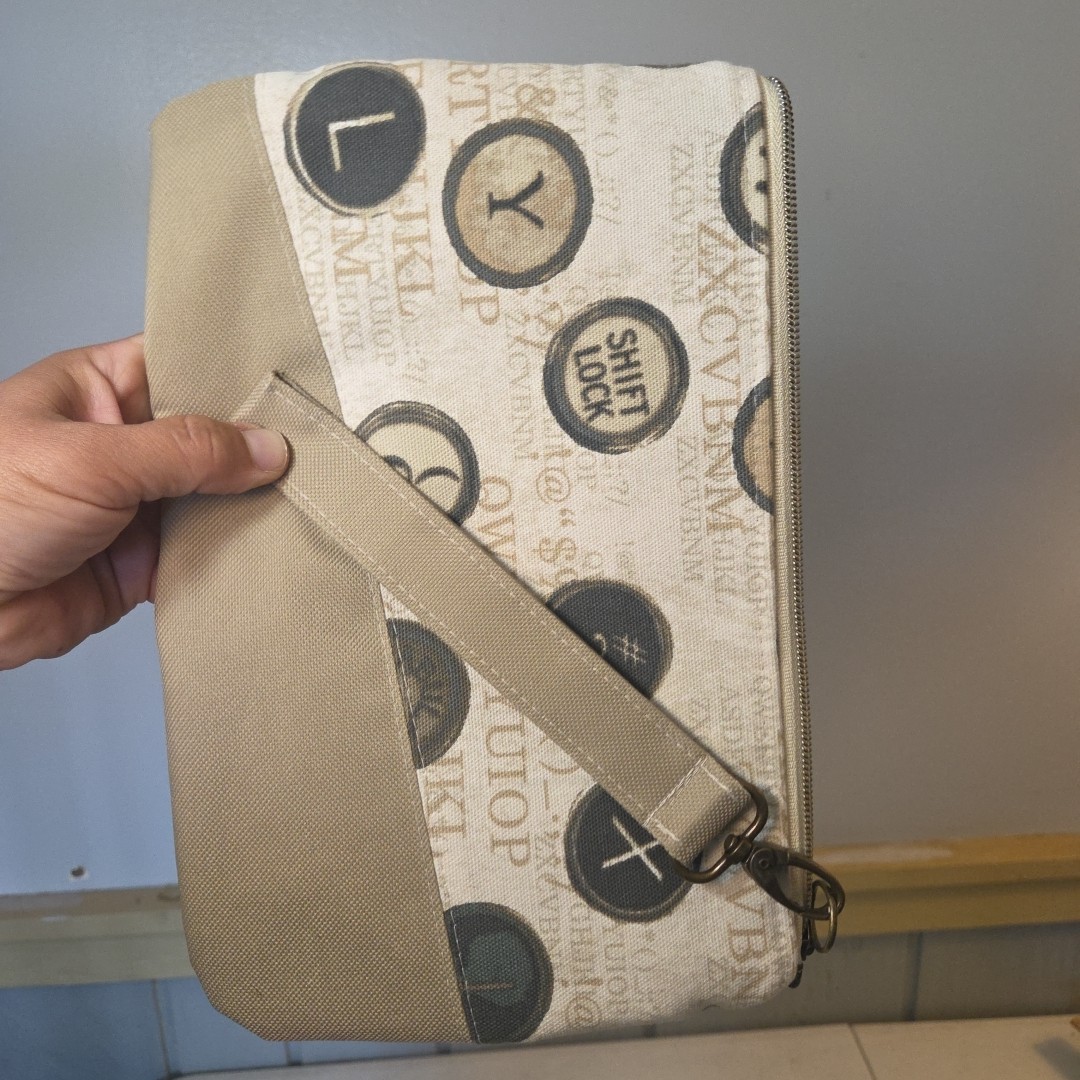 Typewriter Letters Shift Lock Canvas Wristlet Clu… - image 3