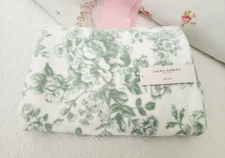 NWT LAURA ASHLEY SHABBY CHIC TOILE DELIGHT SAGE GREEN 100% COTTON BATH TOWEL