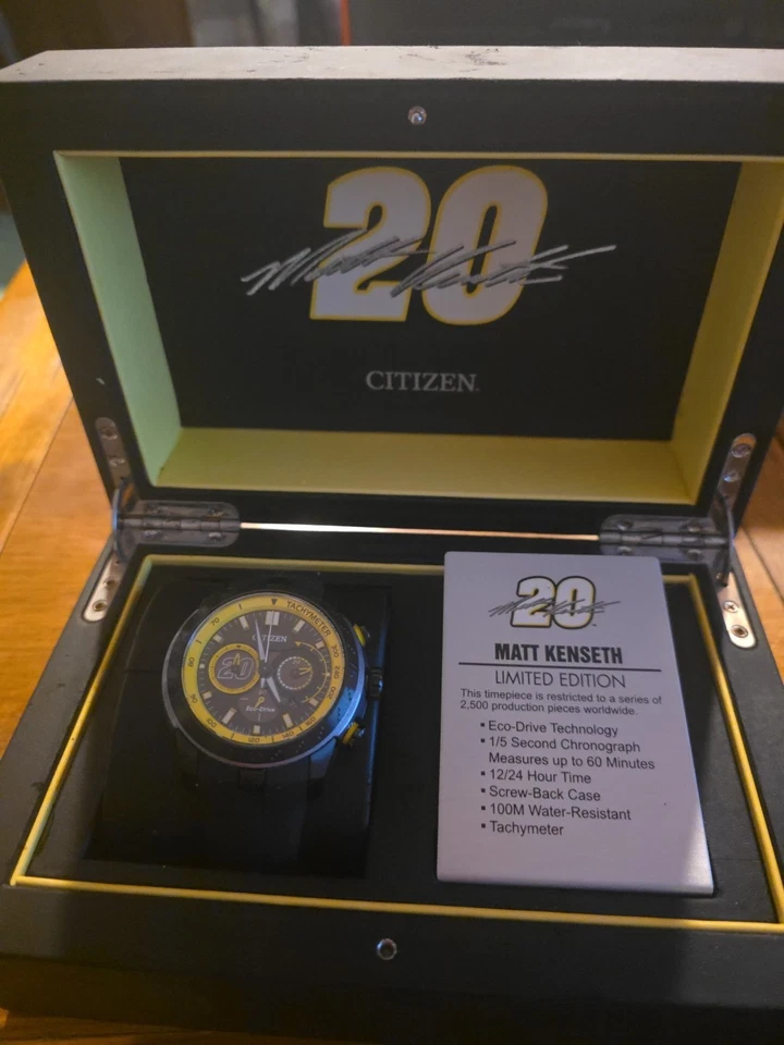CITIZEN MATT KENSETH ОГРАНИЧЕННОГО ТИРАЖА ECOSPHERE ЧАСЫ CA4159-03E ОГРАНИЧЕННОГО ТИРАЖА - Изображение 3 из 4