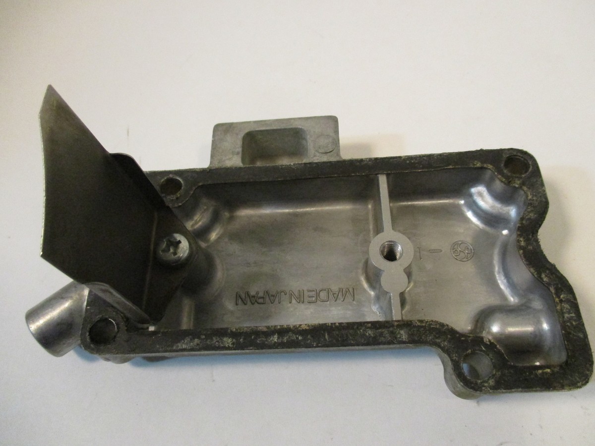 スキンカバー　ポンプ KAWASAKI ZX9 ZX900 NINJA OIL PAN BREATHER COVER 14070-1061