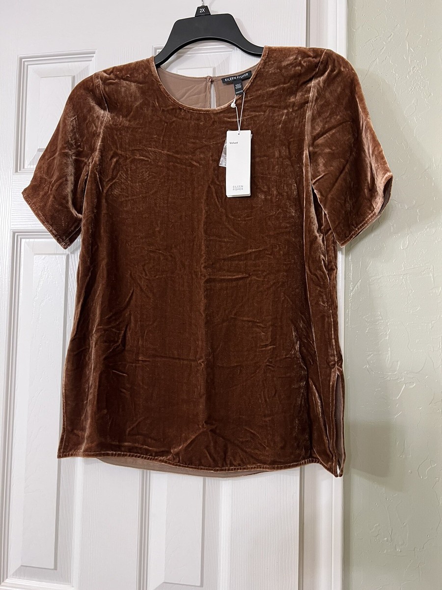 black high top running shoes