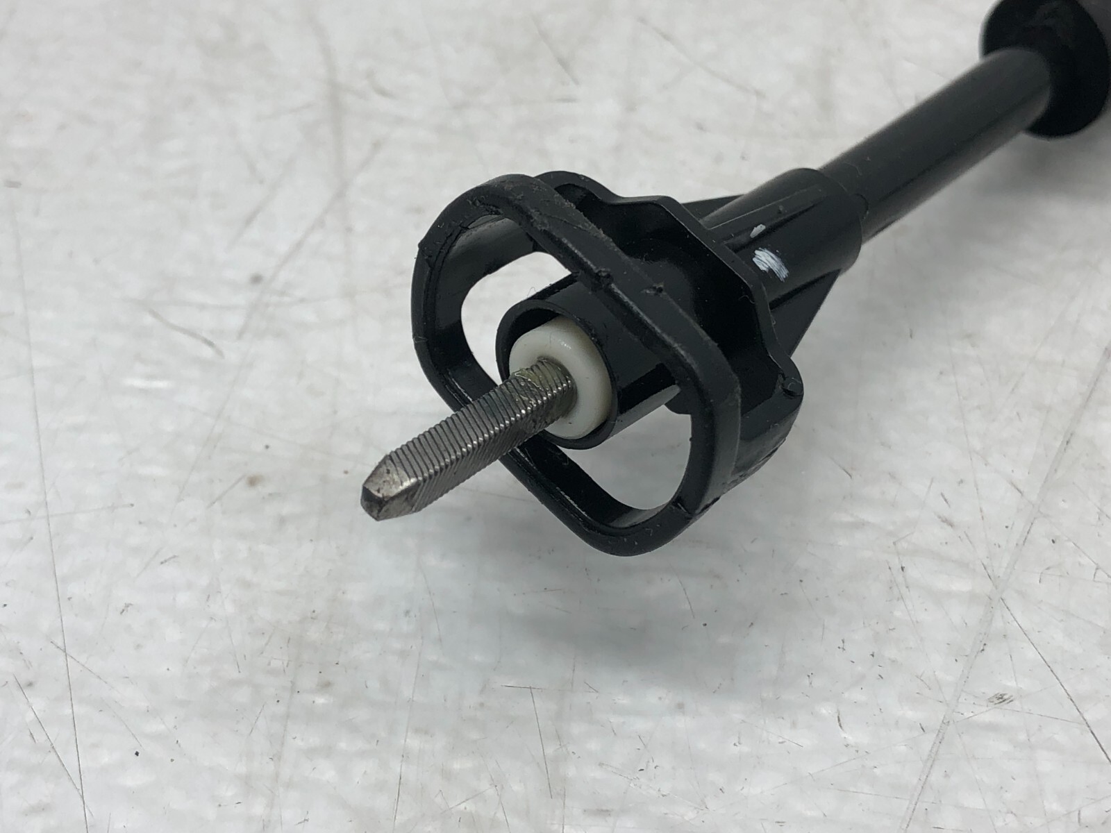 2017-2020 MASERATI LEVANTE FRONT HOOD BONNET OPEN OPENER CABLE LINE OEM