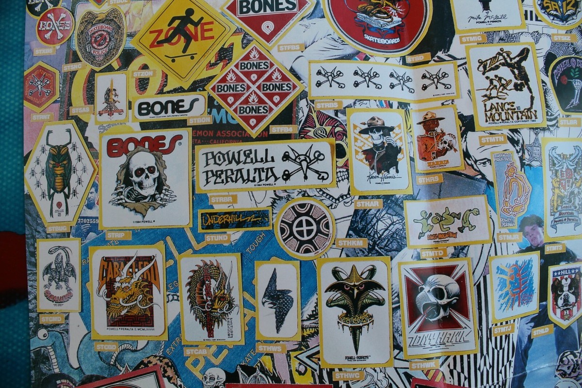 POWELL PERALTA Skateboards Bones 80's (Folded 2-Sided) Vintage