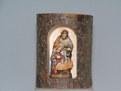 Holz geschnitzt KRIPPE / HL. FAMILIE IM HOLZ STAMM H 9/6 cm. Weihnachtskrippe I