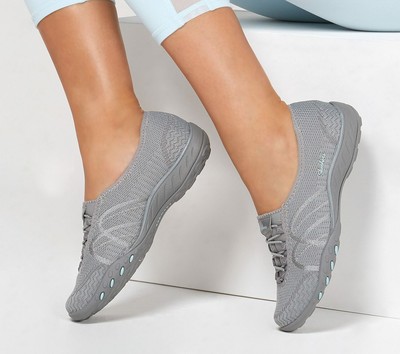 skechers knit bungee slip ons