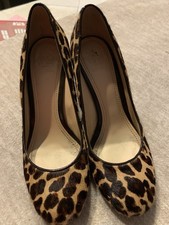 Tory Burch Astoria Leopard Print Calf Hair Leather Wedge Pump Size 7.5