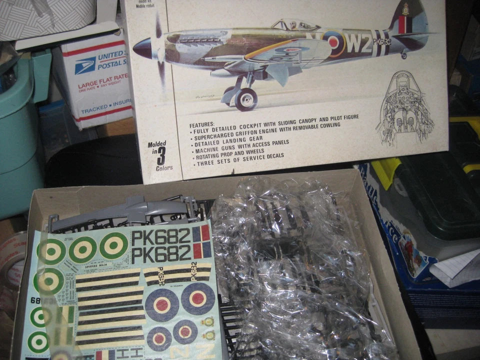 Mint in box Supermarine Spitfire Mk 22/24 by AMT in 1/32 scale - Image 2 of 3