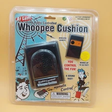 Radio Controlled Whoopee Cushion Wireless Fart Machine Novelty Hot Topic 1998