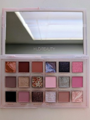 Huda Beauty Rose Quartz Eyeshadow Palette Metallic Matte Shimmer